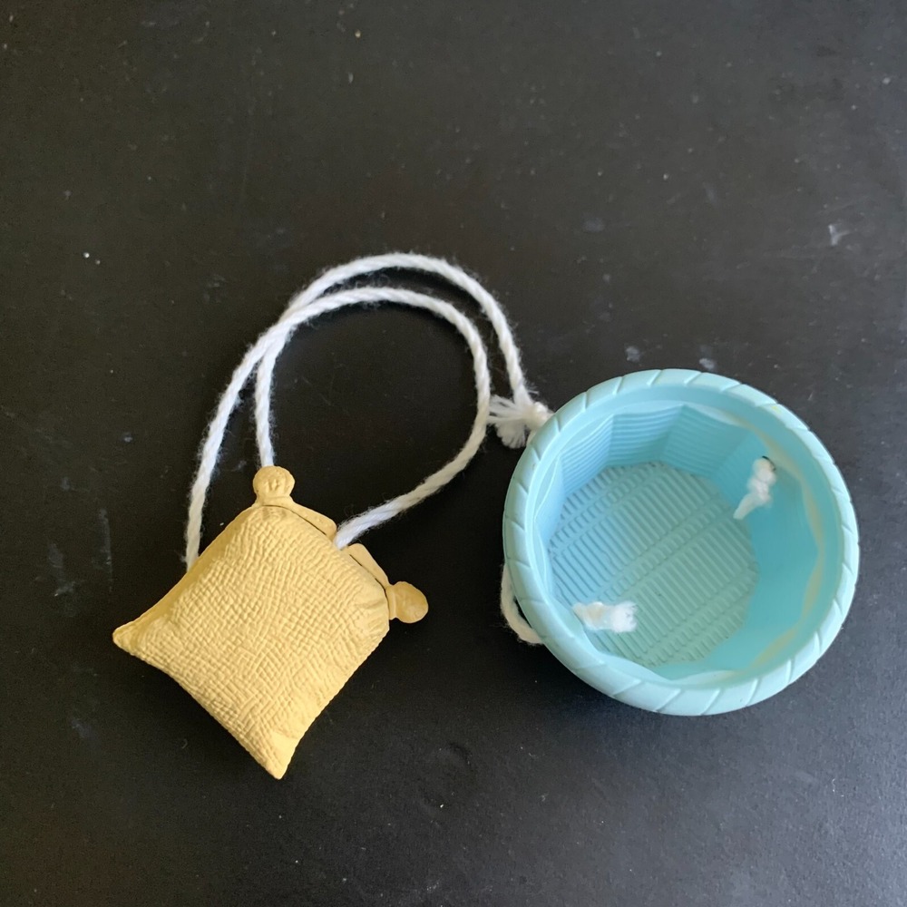 Vintage Calico Critters Sylvanian Families Blue Basket and Yellow Pillow Set